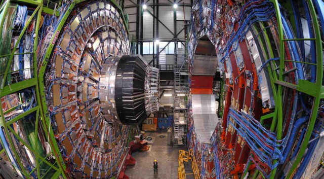 https://www.google.com/url?sa=i&url=https%3A%2F%2Fwww.extremetech.com%2Fextreme%2F210215-extremetech-explains-what-is-the-large-hadron-collider&psig=AOvVaw0EA8lKKLTB9uxrdHcYg5nL&ust=1591110868750000&source=images&cd=vfe&ved=0CAIQjRxqFwoTCIDKg4T04OkCFQAAAAAdAAAAABAD